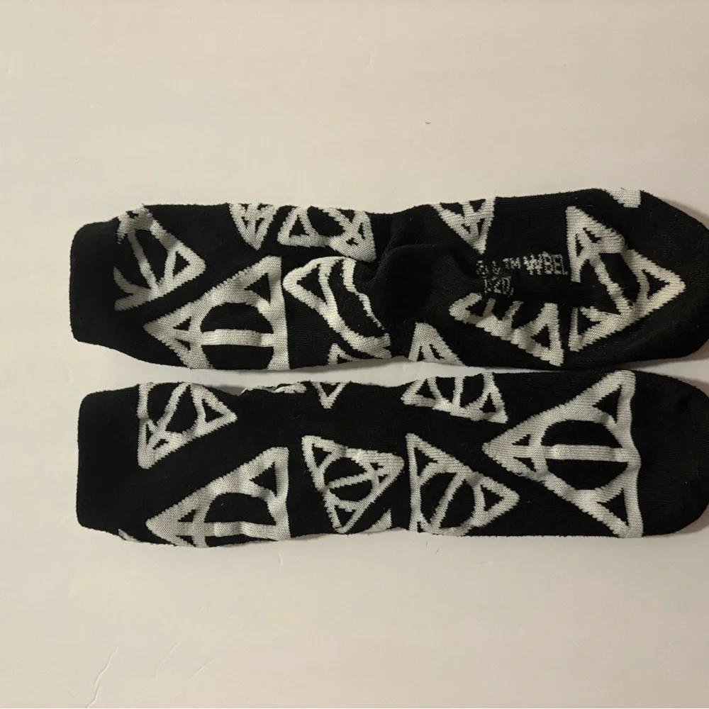 Bioworld Slytherin and Wizardry Themed Socks - Black,‎ Green, Gray